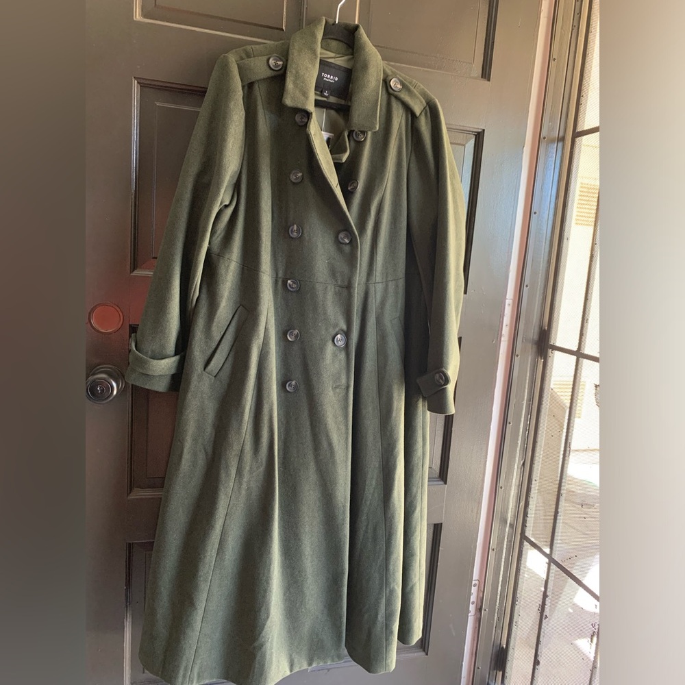 Torrid 1 - 14/16 Olive Green Military inspired Fit and Flare Coat NWT